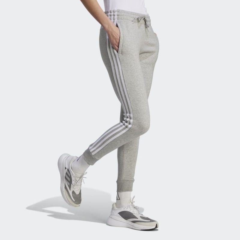 Essentials 3 Stripes Fleece Pants Grey IL3282 25 model